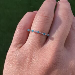 14k white gold with turquoise ring